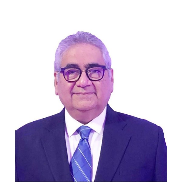 Dr. Mukesh Daftary, Co-Founder